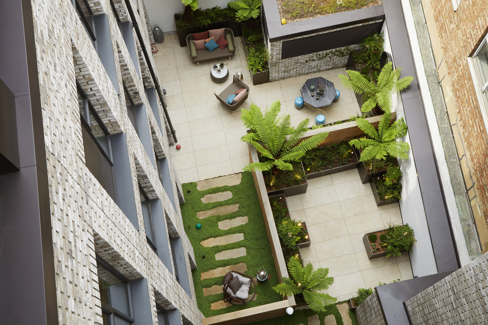 Chapter House Covent Garden designed by Apt Architects London for Londonewcastle 